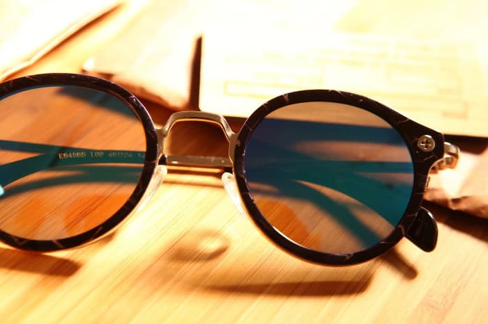 Стекло или пластик для очков: какой материал лучше использовать?