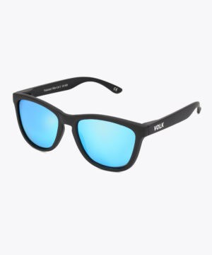 солнцезащитные очки с голубыми линзами