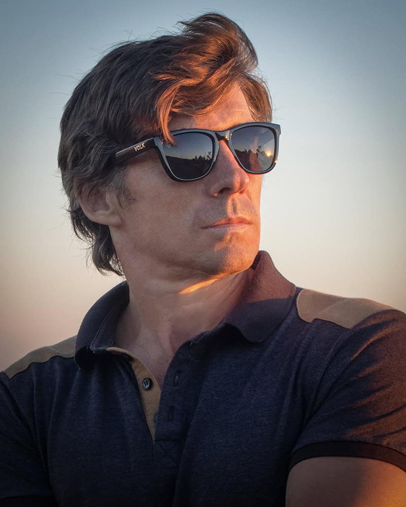 Черные солнцезащитные очки для мужчин